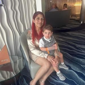 Meet your Posher, Elissa